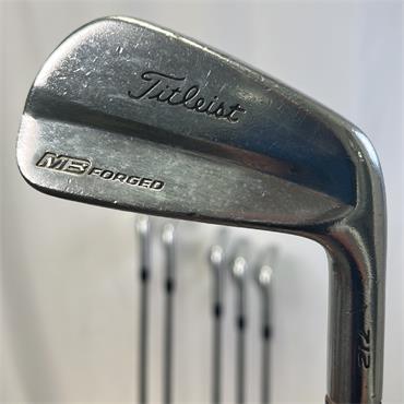 Titleist 712MB 5-PW Amt White Steel Stiff Irons Gents RH