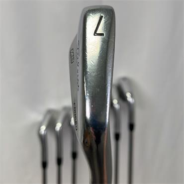 Titleist 718 AP2/MB 4-PW DG TI XStiff Steel Irons Gents RH