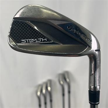 TaylorMade Stealth 5-PW Dynamic Gold Stiff Iron Set Gents RH