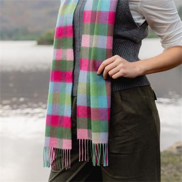 Merino Luxury Wool Scarf Raspberry Green Check 30x180cm