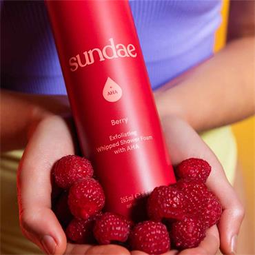 Sundae Whipped Shower Foam Berry 265ml