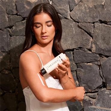 bPerfect X Annalivia Tan Studio Gradual Tanning Milk