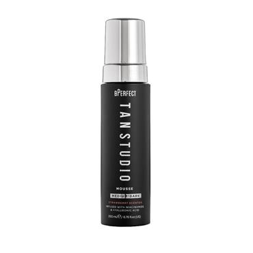 Tan Studio Tanning Mousse Med/Dark - Strawberry Scented