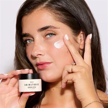 Skin Studio x Annalivia Radiant Hydrating Water Cream 