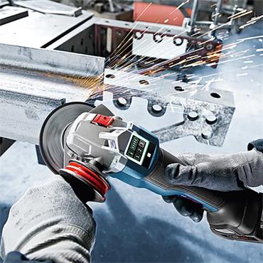 Bosch Starter Kit - 2 X PROCORE18v 8.0Ah  + GAL18V160 - 1600A02T5S