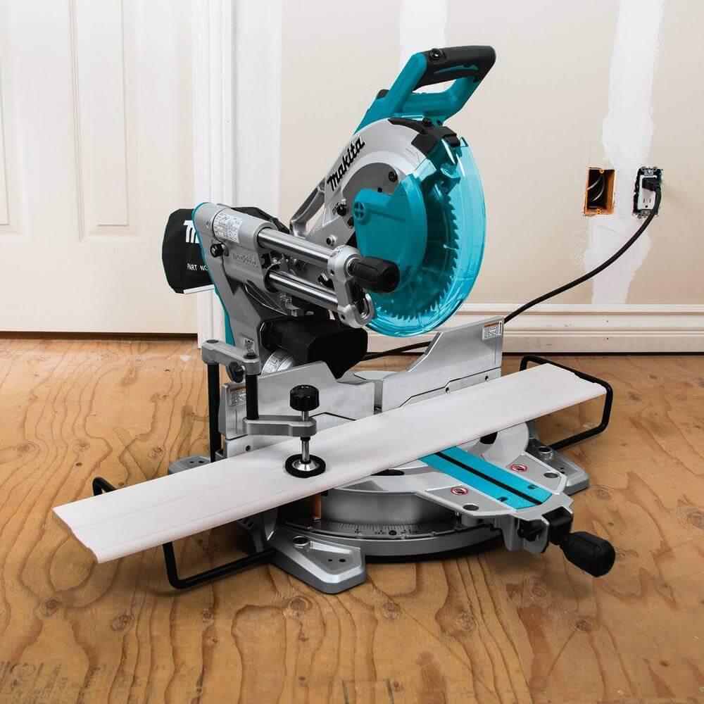 Makita LS1019 Makita LS1019 Double Bevel, Slide Compound Mitre Saw