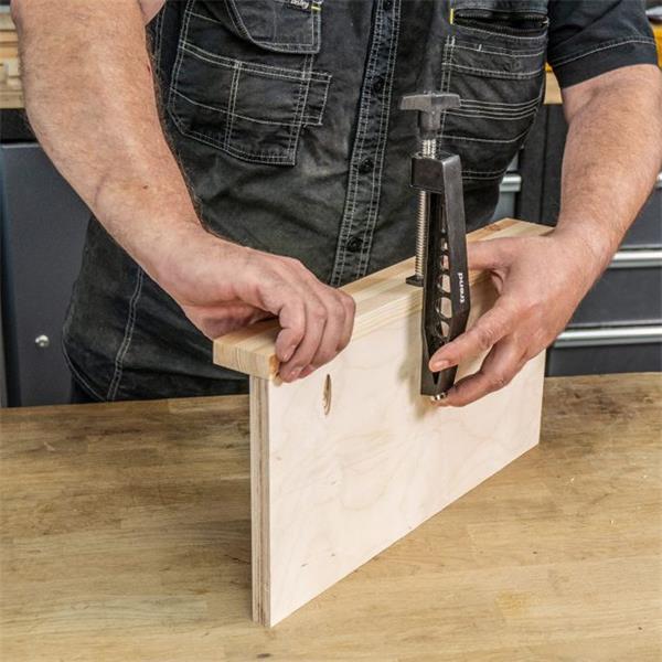 thumbnail image 2 of Trend Pocket Hole Face Clamp – 35mm Jaw, Holds Timber For Screw Insertion | Ideal For Pocket Hole Jigs 2 of 11
