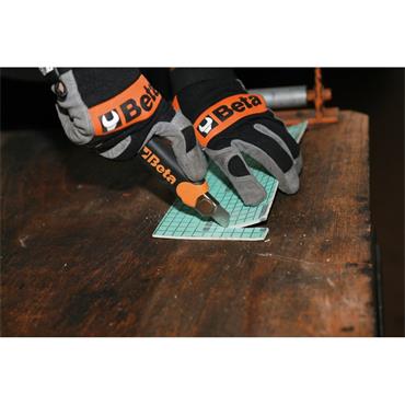 Beta 1771BM-Utility Knife 18mm with 6 Spare Blades