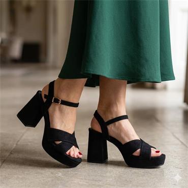 XTI 145288 SANDAL - Black