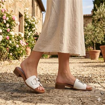 OH MY SANDAL 5890 SANDAL - WHITE