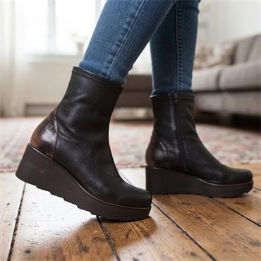 JOSE SAENZ 6427 BOOT - Black
