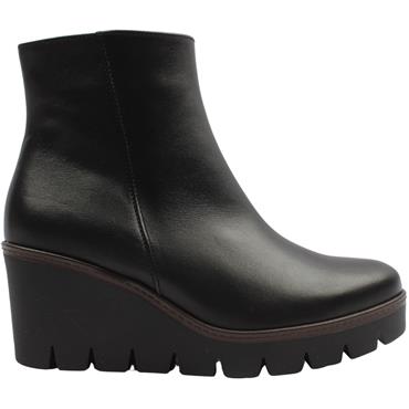 GABOR 804501 WEDGE ANKLE BOOT - BLACK LEATHER
