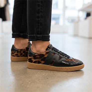 WONDERS AP2010 SHOE - BLACK MULTI