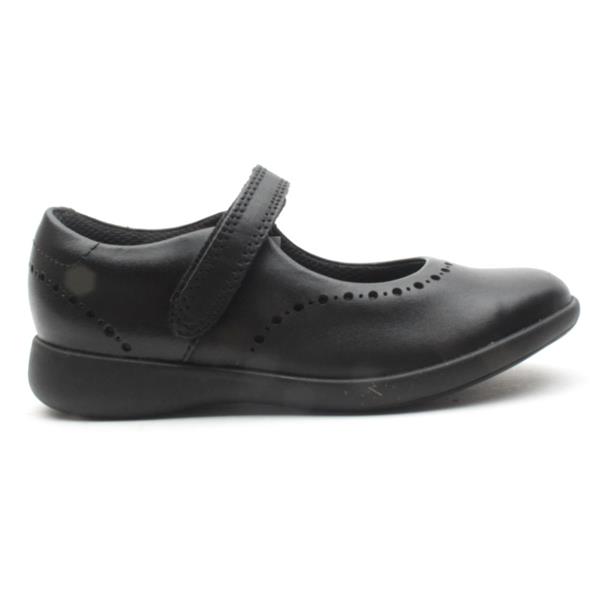 clarks soft leather shoes