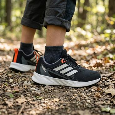 ADIDAS JS0849 JUNIOR TRAINER - Black