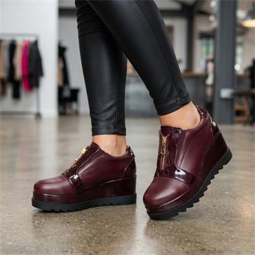 KATE APPLEBY LAUNTON SHOE - BURGUNDY