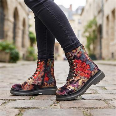 HEAVENLY FEET LOTTE BOOT - BLACK MULTI