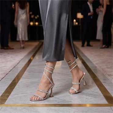 UNA HEALY MANEATER SANDAL - SILVER