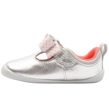 CLARKS ROAMER TRIM T PREWALKER SHOE - SILVER F
