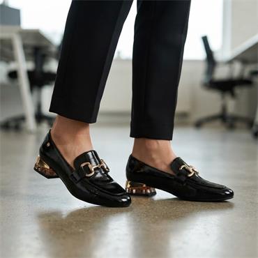 ZANNI AND CO ZULUK SHOE - BLACK PATENT