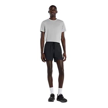 New Balance Mens RC Essential Short 5 - BLACK