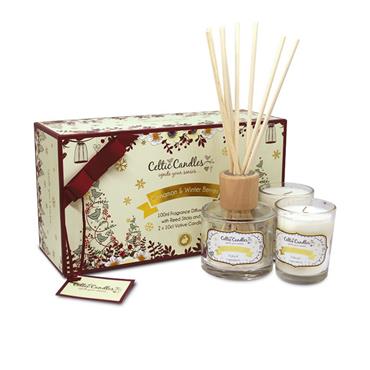 CELTIC CANDLE CELTIC CANDLE CINNAMON & WINTER BERRIES GIFTBOX 